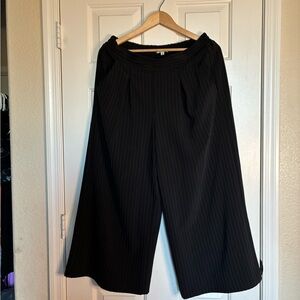 Max Studio Black Pinstripe Wide-Leg Pants